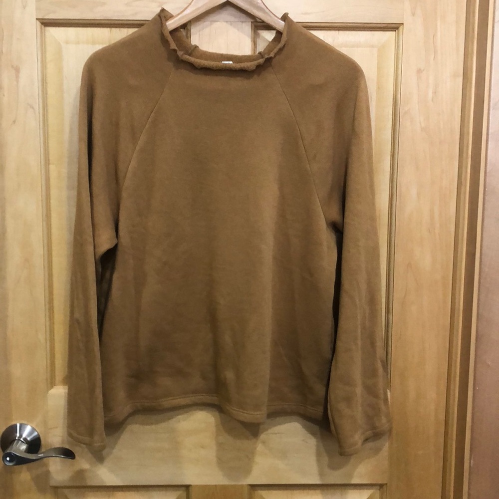 BP Brown Sweatshirt unfinished edges size M